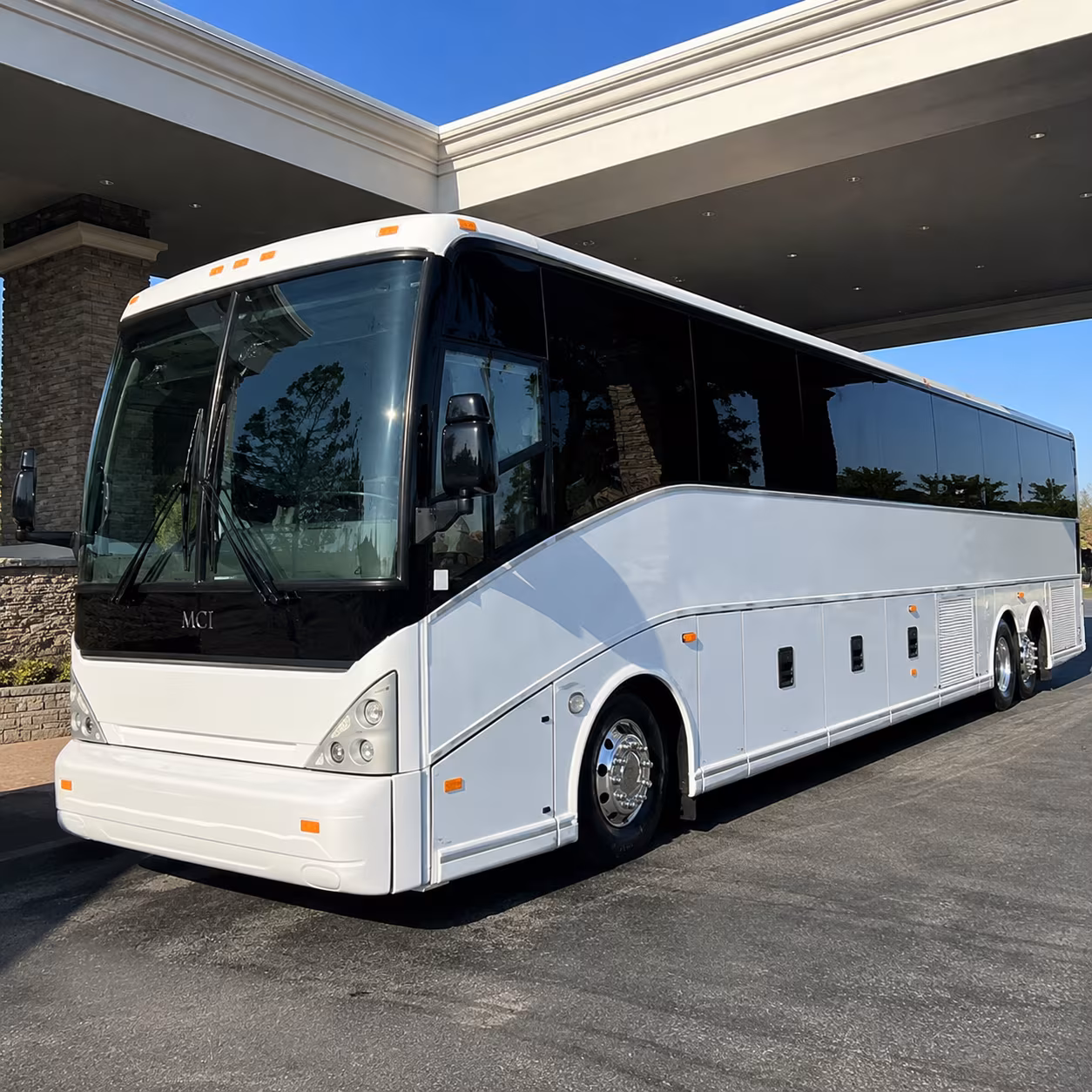 pomona airport transportation