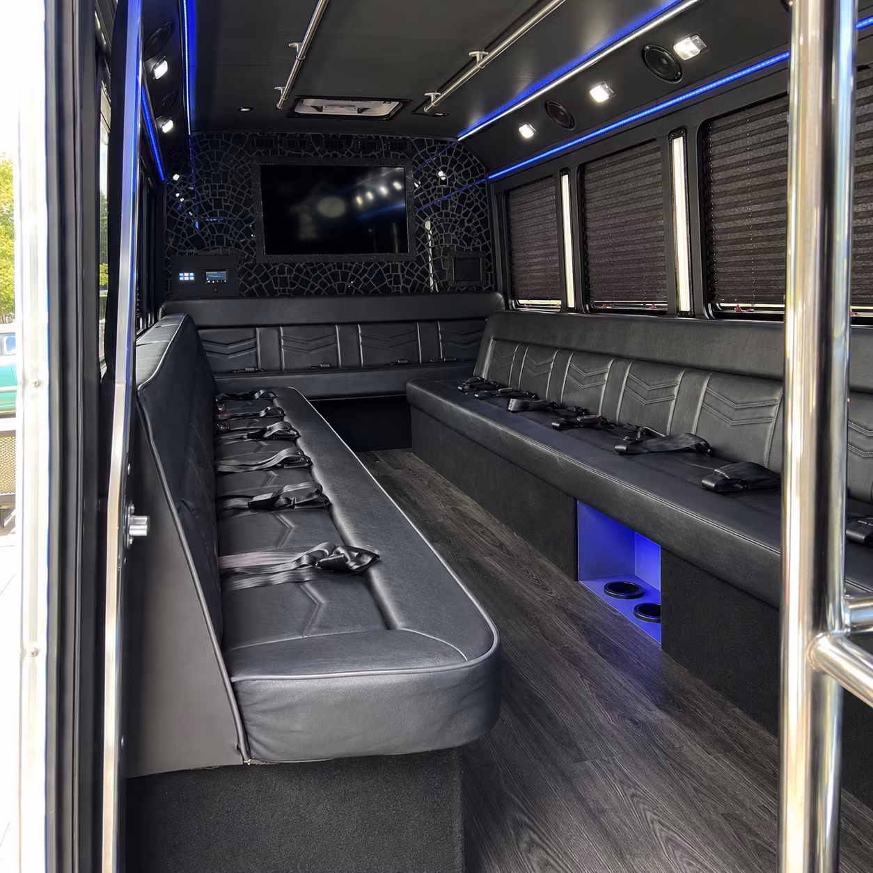 pomona prom transportation